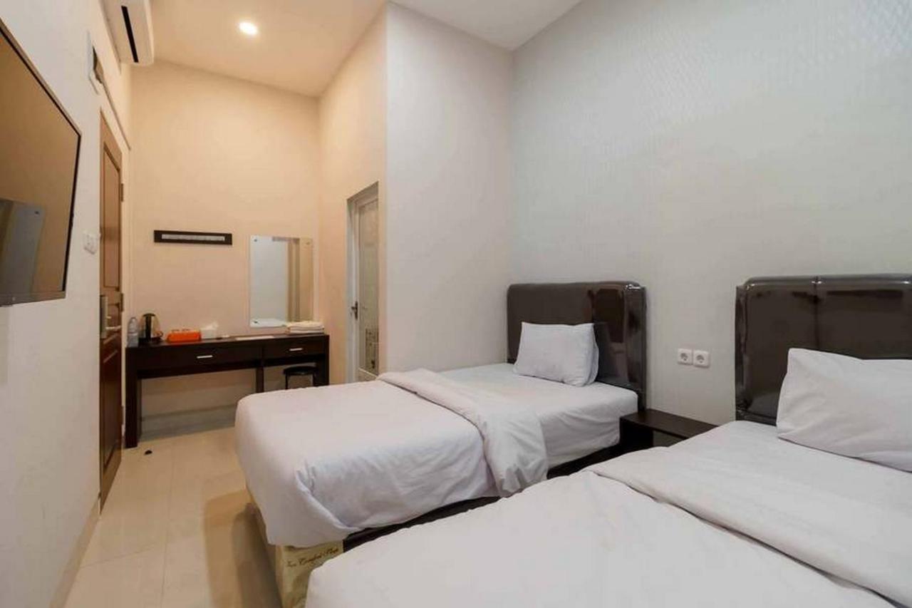 Reddoorz At Seindo Hotel Medan Sunggal Eksteriør bilde
